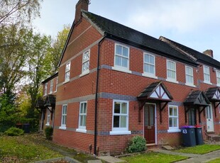 Flat to rent in Meadow Brook Close, Madeley, Telford TF7