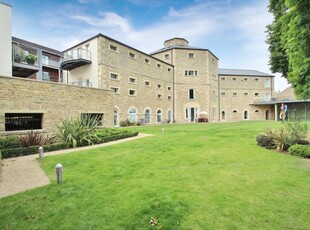Flat to rent in The Old Gaol, Abingdon OX14