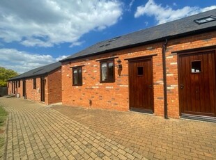 Lodge to rent in Harrington, Northampton NN6
