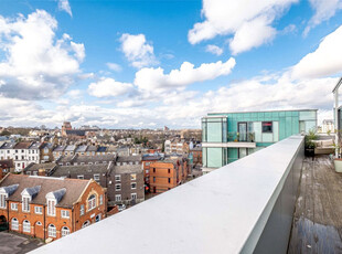 Penthouse for sale with 3 bedrooms, Lux Apartments, Broomhill Road | Fine & Country