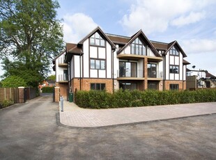 Property for sale with 2 bedrooms, Station Road, Woldingham | Fine & Country