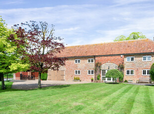 Property for sale with 5 bedrooms, High Street, Waltham On The Wolds | Fine & Country