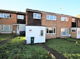 Property to rent in Downland Drive, Crawley RH11
