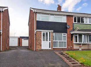 Property to rent in Newgate Street, Chasetown, Burntwood WS7
