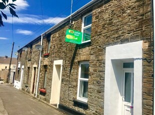 Property to rent in Taylors Row, Neath SA11