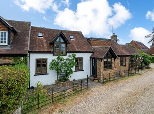 Semi-Detached House for sale with 3 bedrooms, Little Gaddesden, Berkhamsted | Fine & Country