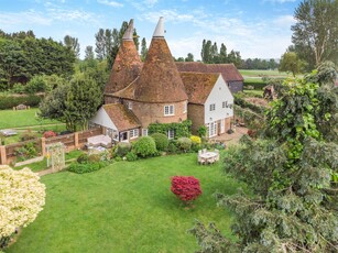 Semi-Detached House for sale with 4 bedrooms, Charming Oast Conversion - Sutton Valence | Fine & Country