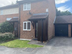 Semi-detached house to rent in Theale, Berkshire RG7