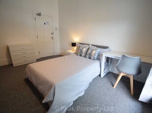 Shared accommodation to rent in Large Room - Room 2, Park Street, Southend On Sea SS0