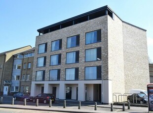 Studio flat for rent in Mallory House, East Road, Cambridge, CB1