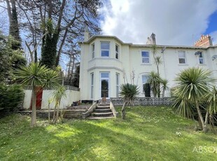 Studio to rent in Rathmore Road, Torquay TQ2