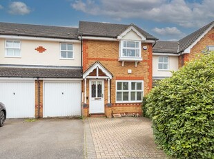 Terraced house for sale in Gordons Walk, Harpenden, Hertfordshire AL5