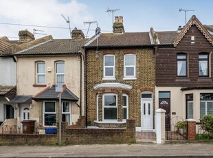 Terraced house to rent in Marlborough Road, Gillingham ME7