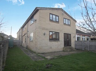 Terraced house to rent in Moor View 2A Timble Drive, Eldwick, Bingley BD16