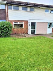 Terraced house to rent in Thorn Road, Runcorn WA7