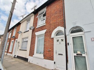 Terraced house to rent in Toronto Road, Portsmouth PO2