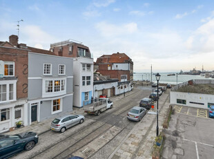 Townhouse for sale with 4 bedrooms, Old Portsmouth, Hampshire | Fine & Country