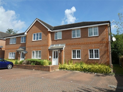 1 bedroom flat for sale in Dundee Gardens, Basingstoke, Hampshire, RG22