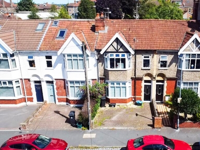 3 bedroom terraced house for sale in Hampstead Road, Bristol, BS4 3HW, BS4