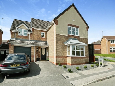 4 bedroom detached house for sale in Tuffleys Way, Thorpe Astley, LE3