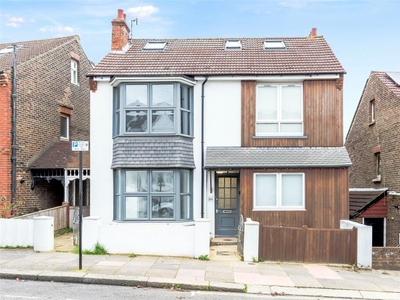 8 bedroom detached house for sale in Hollingbury Road, Brighton, Sussex, BN1