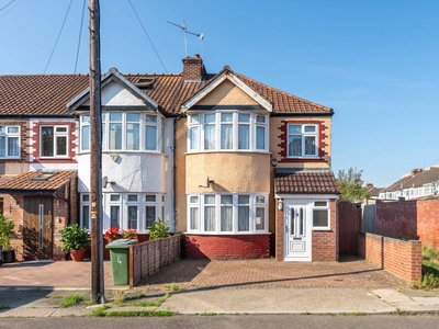 House in Tiverton Road, Alperton, HA0