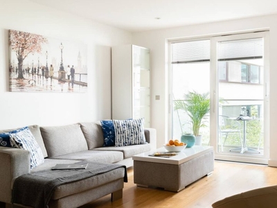2-bedroom flat to rent in Pimlico, London