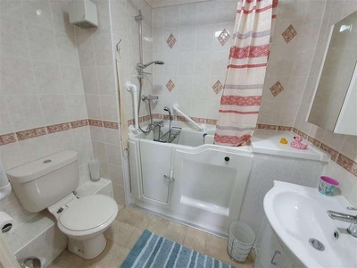 1 bed flat for sale in Forge Court,
LE7, Leicester