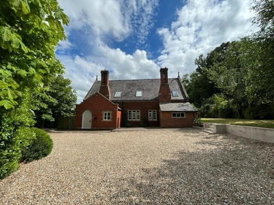 4 Bedroom Detached House For Sale In Ruyton Xi Towns, Shrewsbury