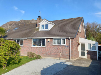 4 Bedroom Semi-detached House For Sale In Conwy (county Of), Conwy (of)