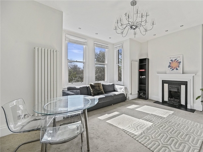 Fitzjohns Avenue, London, NW3 3 bedroom flat/apartment in London