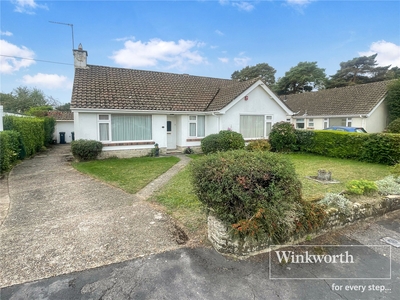 Linden Road, West Parley, Ferndown, BH22 3 bedroom bungalow in West Parley