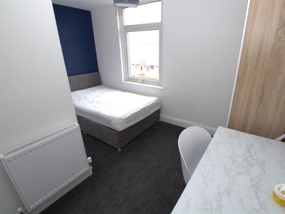 Property to rent in Surrey Street, Middlesbrough TS1