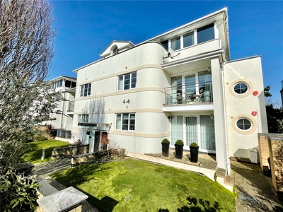 Studland Road, Bournemouth, Dorset, BH4 2 bedroom flat/apartment in Bournemouth