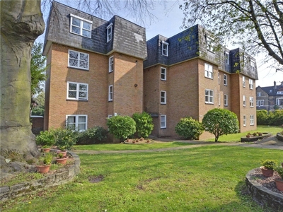 Willowcroft, Lee Park, Blackheath, London, SE3 1 bedroom flat/apartment in Lee Park