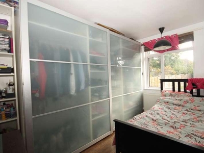 2 bed flat for sale in Shelley Close,
UB6, Greenford
