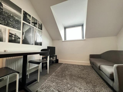 2 Bedroom Apartment For Rent In Radcliffe Road, West Bridgford