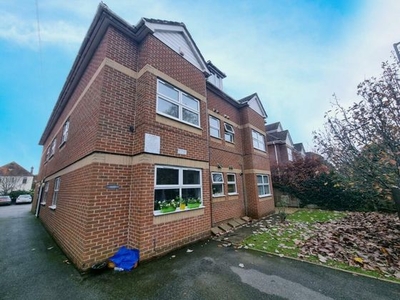 2 bedroom apartment for sale Bournemouth, BH8 8UA