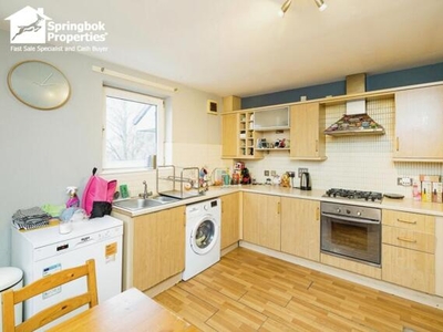 2 Bedroom Apartment For Sale In Meadowbank, Edinburgh