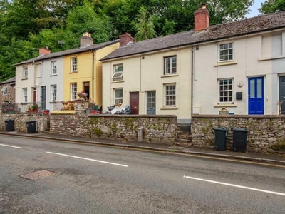 2 Bedroom End Of Terrace House For Sale In Powys