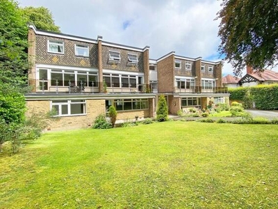 3 Bedroom Apartment For Sale In Rutland Drive