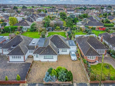 3 Bedroom Detached Bungalow For Sale In Thorpe Bay