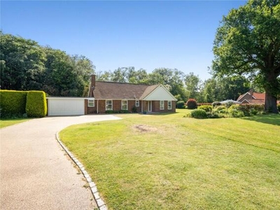 3 Bedroom Detached House For Sale In Beaconsfield, Buckinghamshire