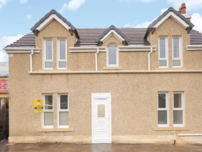 3 Bedroom Semi-detached House For Sale In Stonehouse