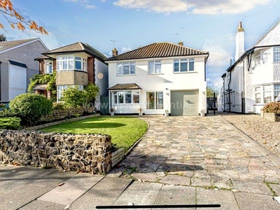 4 bedroom detached house for sale Westcliff On Sea, SS0 0RS