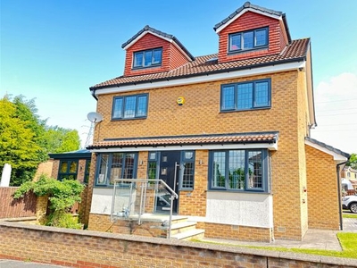 Detached house for sale in Meadowcroft Road, Outwood, Wakefield, West Yorkshire WF1