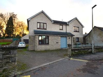 Detached house to rent in Abbey Road, Auchterarder, Perthshire PH3