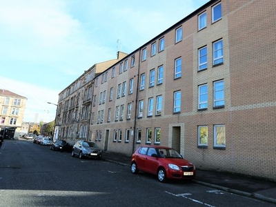Flat to rent in Dover Street, Glasgow G3