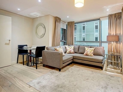 Duplex to rent in Merchant Square East, London W2