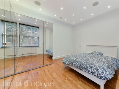 Flat to rent in Bloomsbury Square, London WC1A